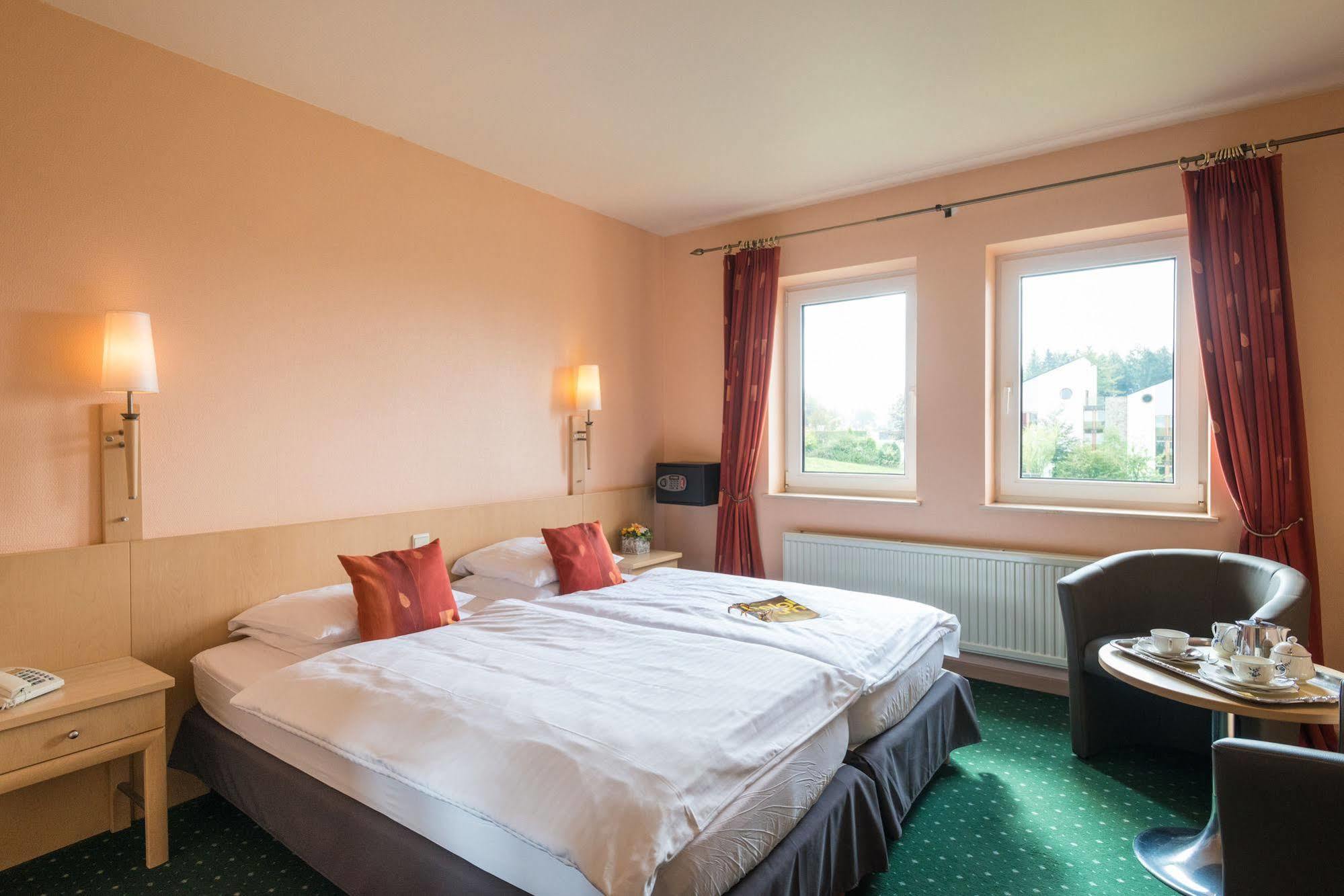 Hotel Hotleu Waimes Eksteriør bilde